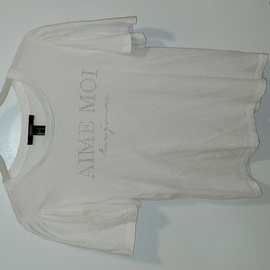 White top with rhinestone design